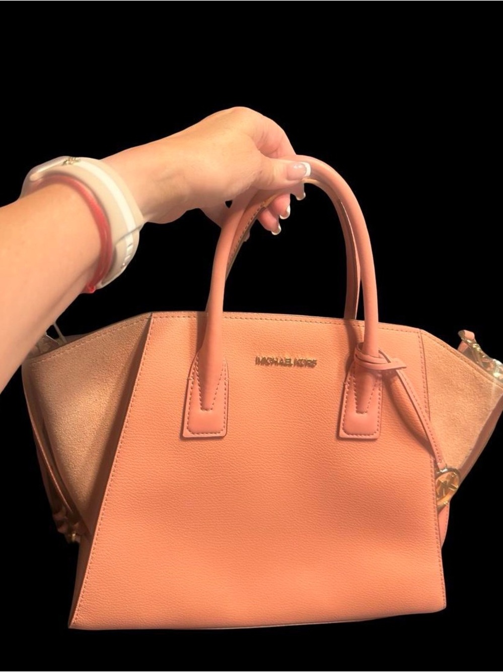 Michael Kors Peach Leather Satchel /suede sides with Gold  logo EUC ✨